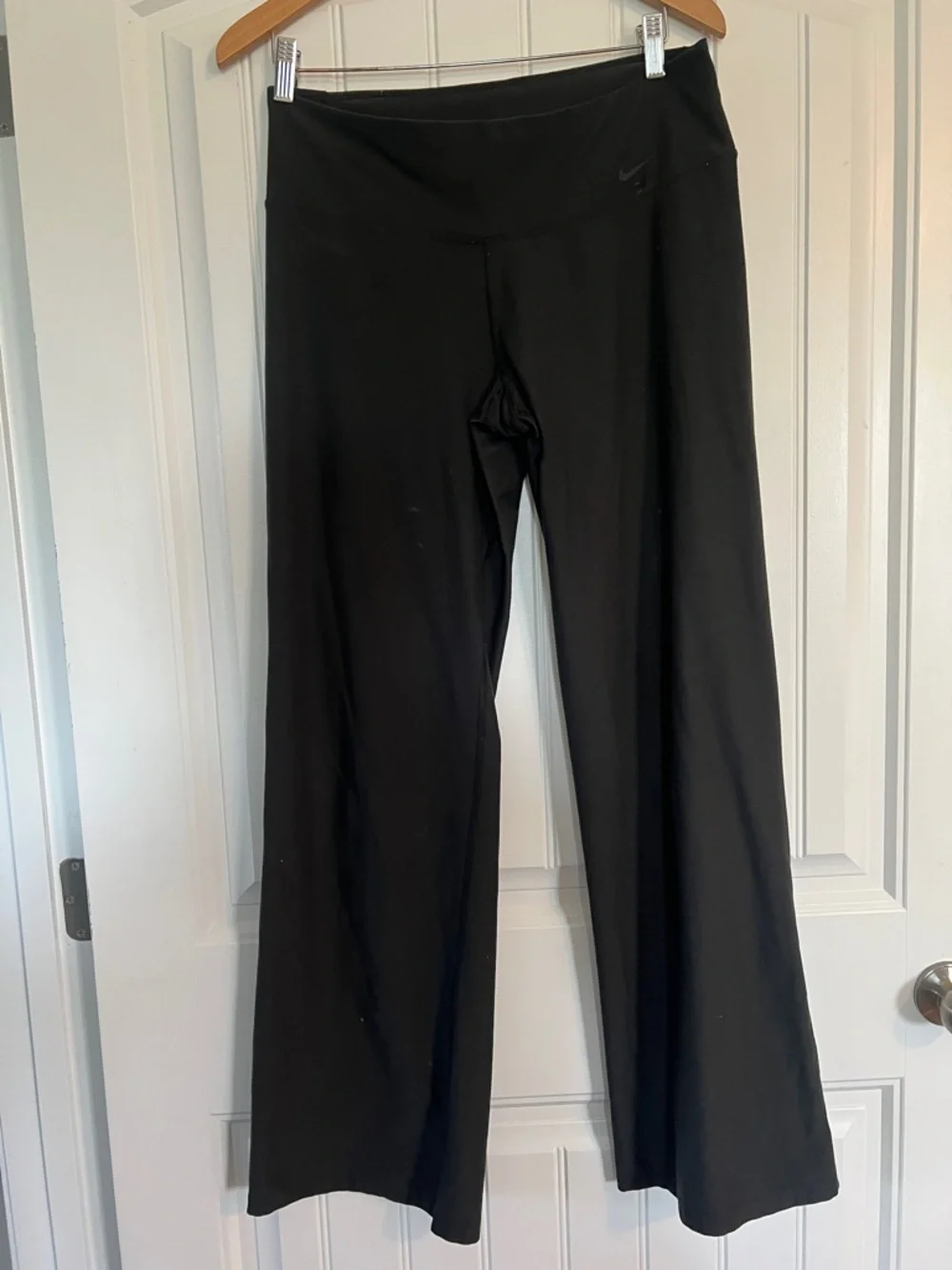 Nike Pull on  Stretch Pants size medium